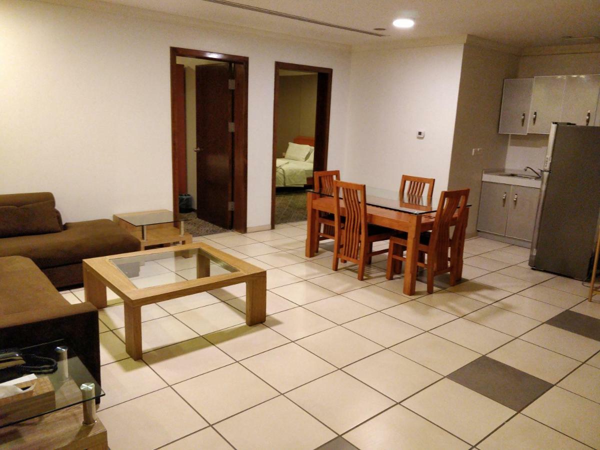 Tanal Serviced Apartments Al-Khubar Exteriér fotografie